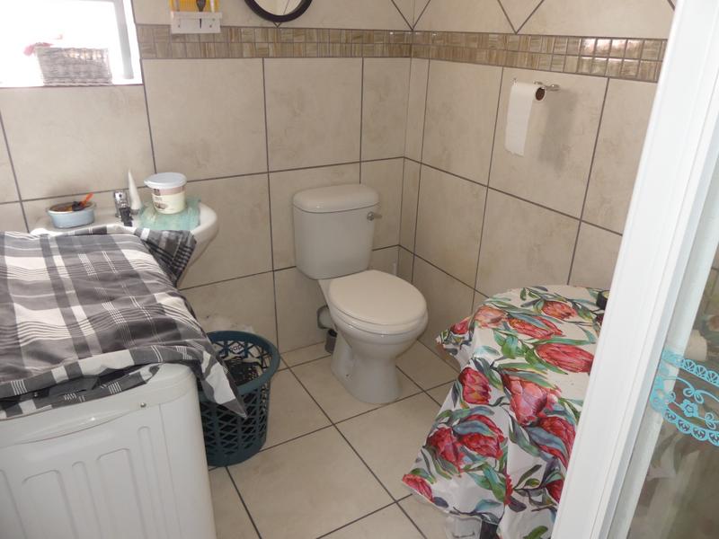 2 Bedroom Property for Sale in Britannia Bay Western Cape